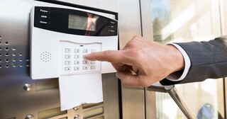Установка охранной сигнализации в офисе в Новотроицке от Видео — цена от 3873 руб., сигнализация в офисе под ключ